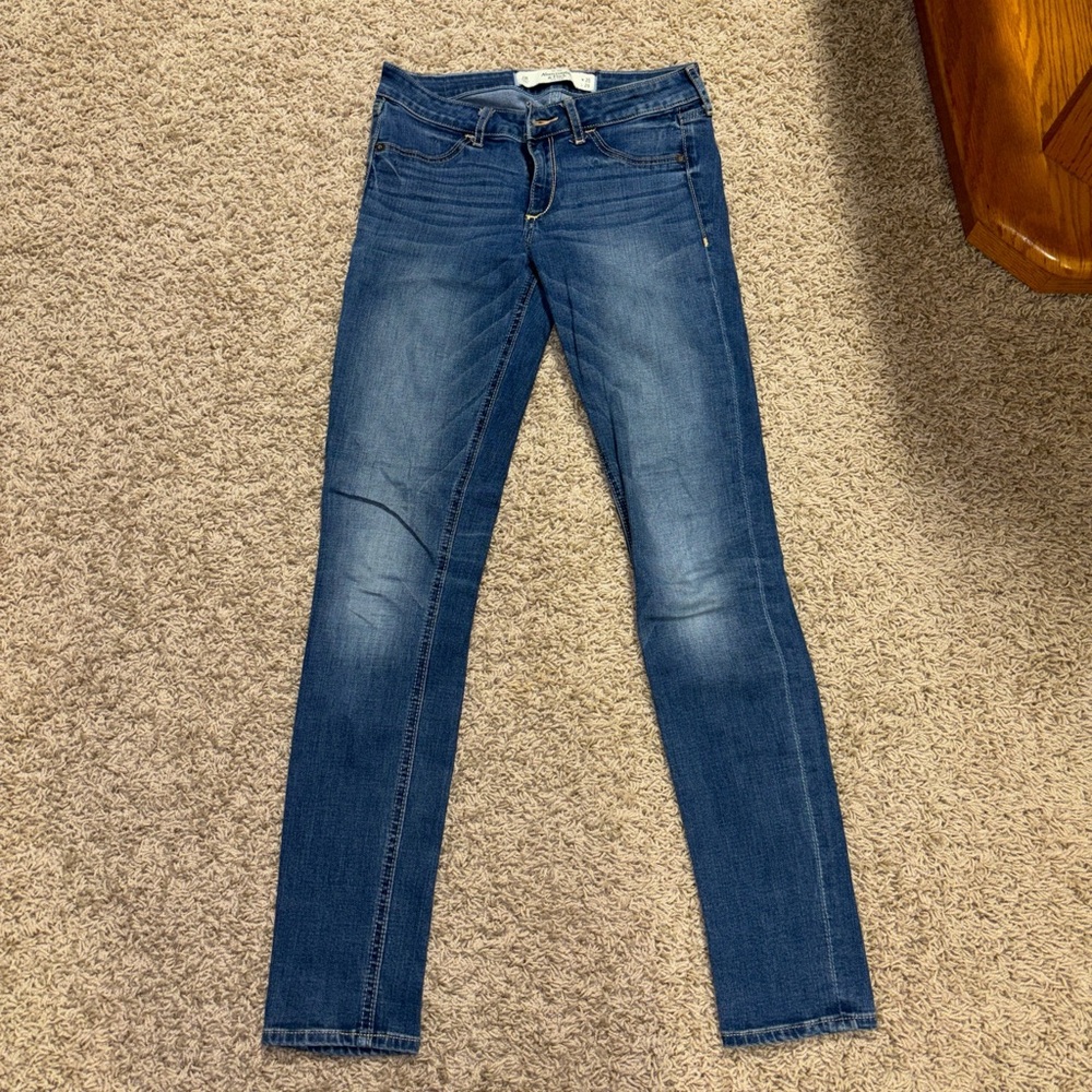 Abercrombie & Fitch jeans size 0R
